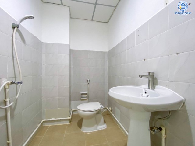 *****ทาวน์เฮ้าส์มือสองย่านนนทบุรี ม.ติวานนท์41 ติวานนท์ บนเนื้อที่ 16.5 ตร.ว. ฟังก์ชัน 3 ห้องนอน 3 ห้องน้ำ 1 ที่จอดรถ ตกแต่งพร้อมอยู่ ห่างจะถนนใหญ่แค่ 400 ม.!! ทำเลดี ใกล้รถไฟฟ้าในอนาคตสายสีชมพู "สถานีสามัคคี" และทางด่วน "'งามวงศ์วาน" จองเลย!